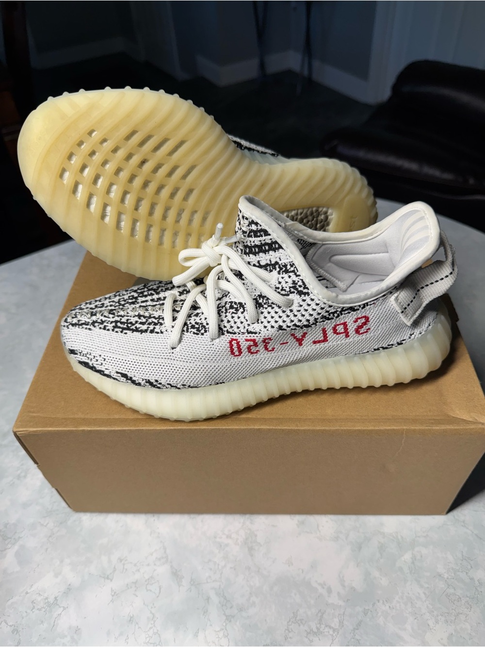 Adidas Yeezy 350 Zebra - Picture 4 of 5